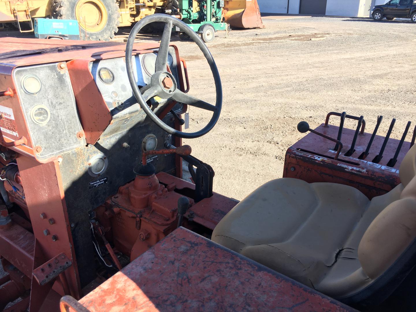 ./imagenes/INVOICE/2019/16052/ZANJADORA DITCH WITCH_6510 (28).JPG